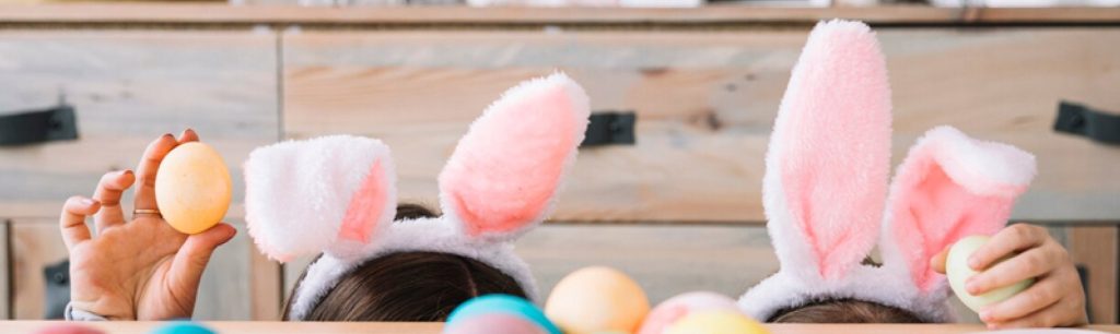 Manchester Easter egg hunt, family transport, January 2025, UK